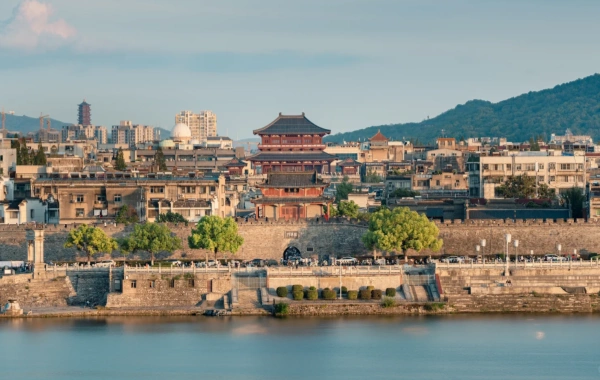 Xiangyang Ancient City: Ein tausendjähriges Epos von Offense und Verteidigung als die 