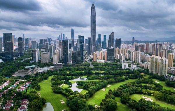 Shenzhen Ping Un centre financier : un voyage à travers un miracle urbain au-dessus des nuages-3