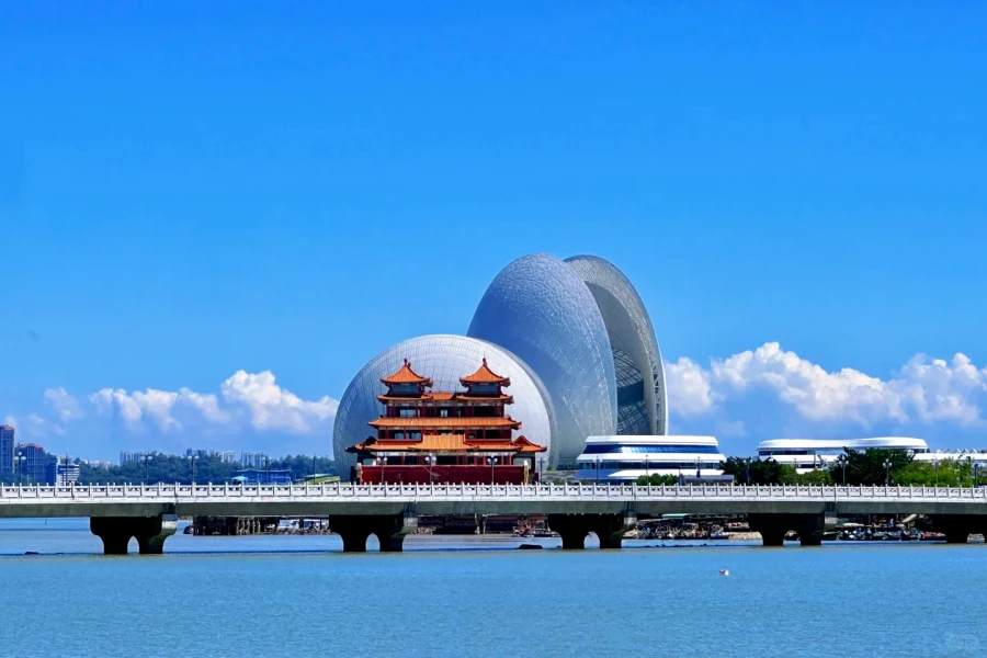 Carretera de amantes en Zhuhai: Un poema romántico a lo largo de una costa de 28 kilómetros.-2