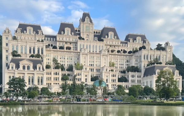 Das Weiße Haus in Guiyang: Ein modernes Schloss Wunder und Reichtum Legende der Blume Obstgarten-3