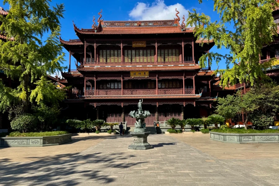 وانفو بافيليون: رحلة إلى أرض خالصة لعشرة آلاف من بوذا على حائط مدينة القدماء-4