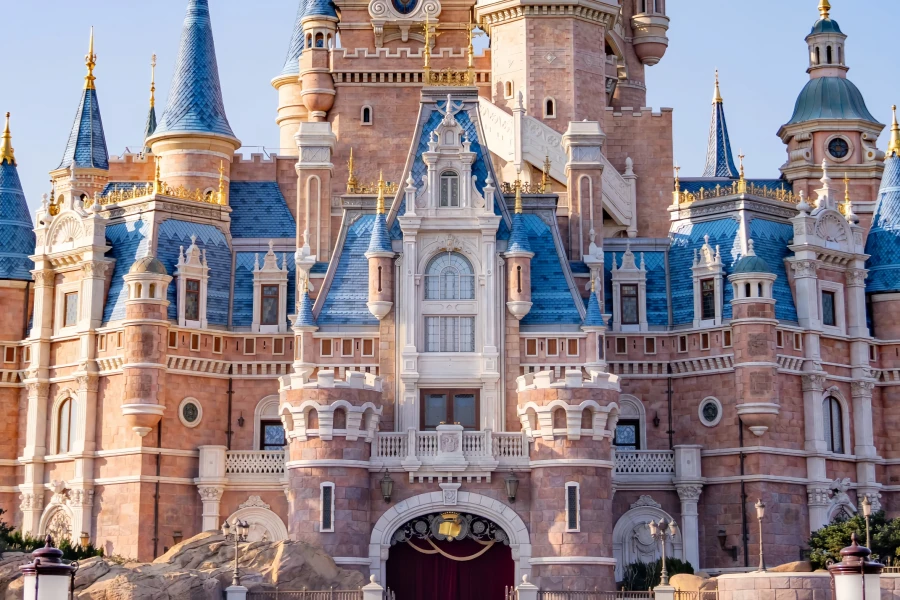 Shanghai Disneyland: A magical journey from fairy tales to a real-life wonderland-4