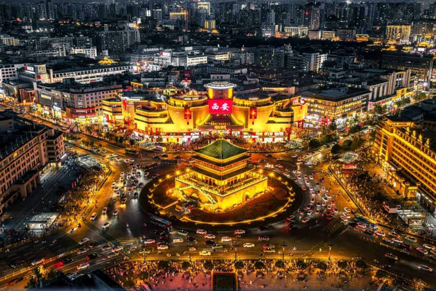 Bell Tower: Un viaje a través de la memoria del tiempo de la mañana Bell Ringing and Evening Drum Beating al pulso de la ciudad-4