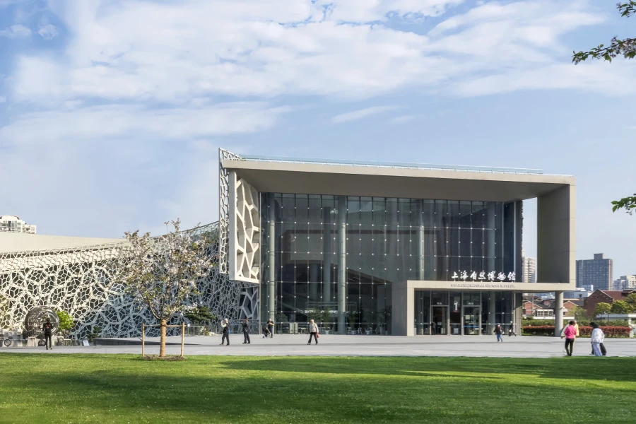 متحف شنغهاي للتاريخ الطبيعي: رحلة عبر الزمن والفضاء من استكشاف الطبيعة إلى الحياة