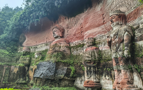 東仏閣:天の千仏の聖地と龍雲山の麓に石彫刻芸術の宝庫-3