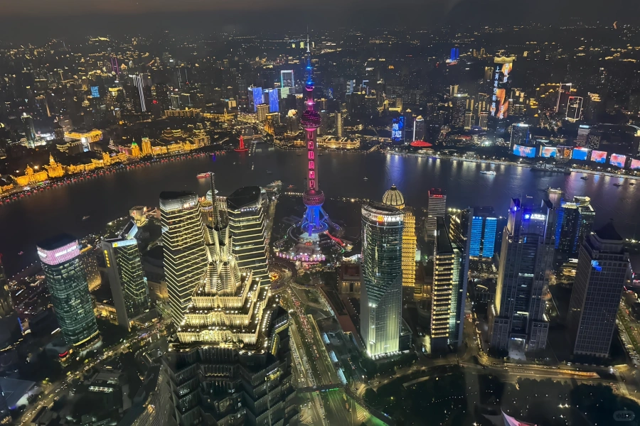 Shanghai World Financial Center Tourist هال: جولة سحابية من قمة المدينة