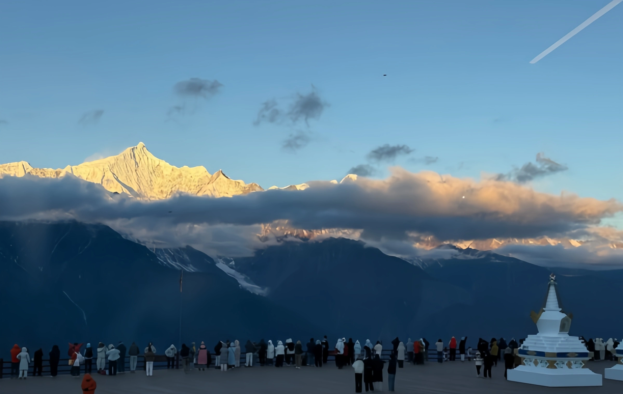 Xiling Snow Mountain: Window with Thousand Autumn Snow, a Poetic Wonderland in Reality-4