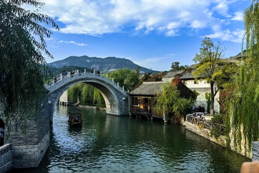 Gubei水町: グレートウォールの麓にある温泉の星空街のツアー