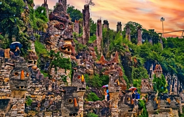 イェランバレー、 桂陽: 1人の人の人の石の王国-2