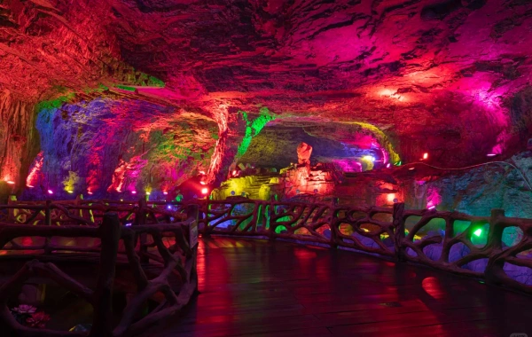 朱沙古町:「中国水銀資本」から「千年シナバルタウン」への再生の旅-2