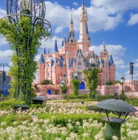 5 Day Shanghai Disney Trip,Shanghai Disneyland Itinerary,Shanghai Disney Entertainment,Shanghai Disney Family Vacation,Disney Theme Park Tour