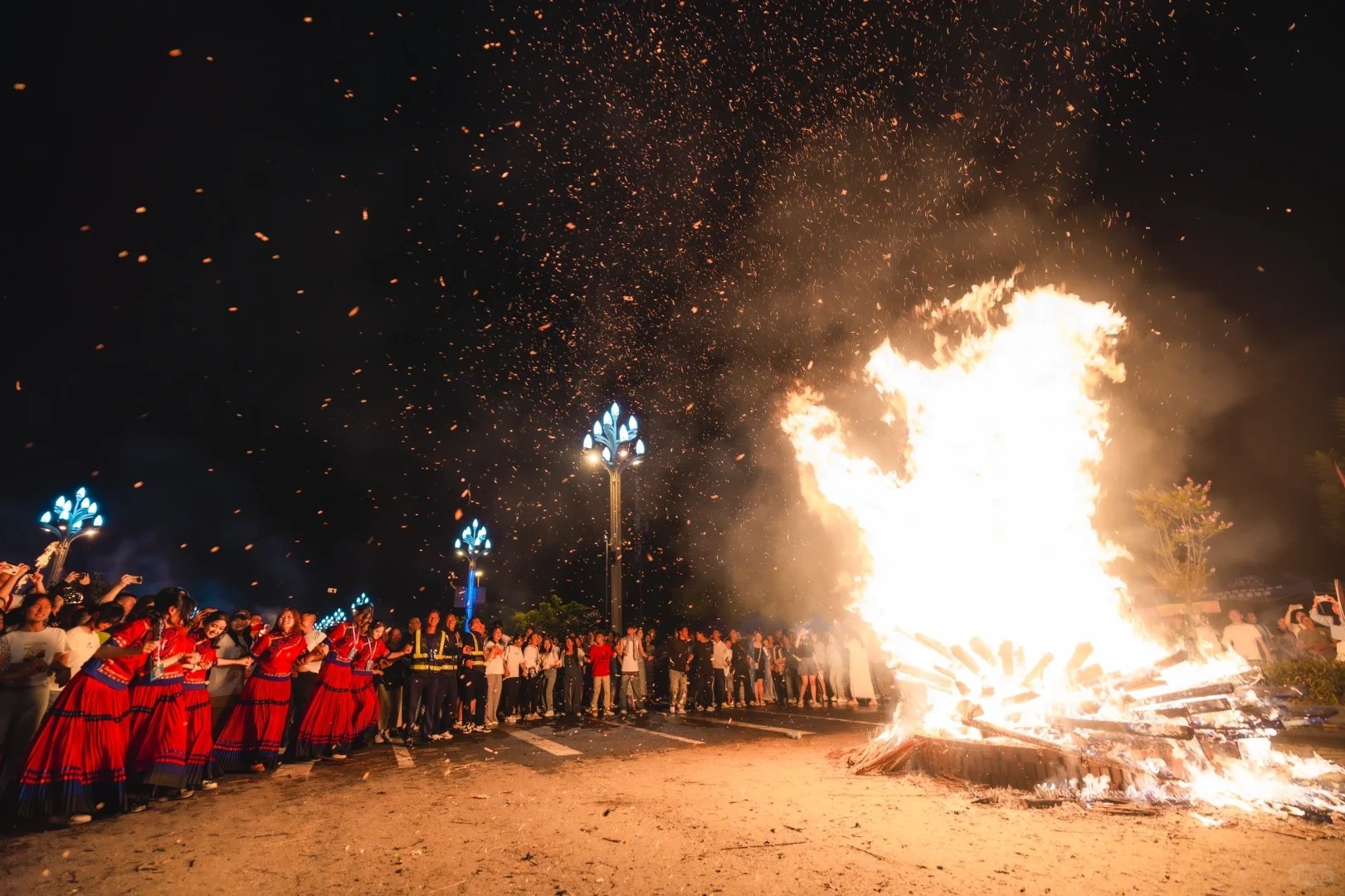 1743991724356.jpg What is Zhangjiajie China known for,Zhangjiajie tour,China tours,party.jpg