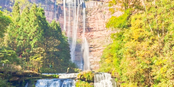 Which attraction in Chongqing is considered the best place，<a class='seo-content-a'  target='_blank'  href = 'https://intotravelchina.com/html/web/sanyatrip/index.html'>china tour</a>,Wangxiangtai Waterfall.jpg