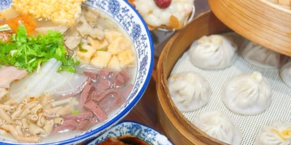 China tour package,Customized travel in China,What is Nanjing famous for,<a class='seo-content-a'  target='_blank'  href = 'https://www.intotravelchina.com/html/web/shfood/1840220888197738497.html'>Xiaolongbao</a>.jpg