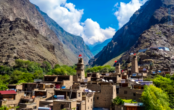 Tao Ping Qiang Village