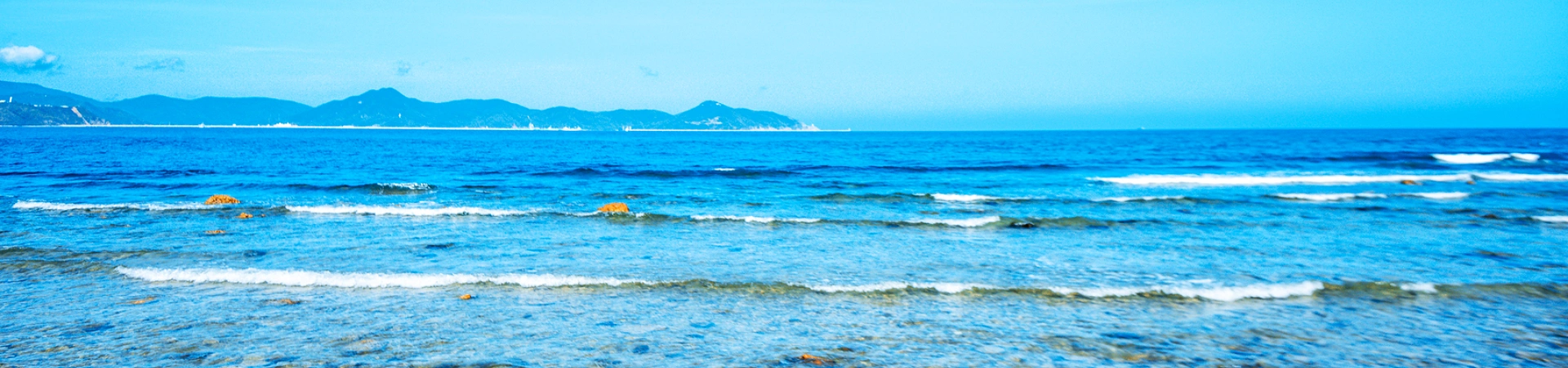 Yalong Bay