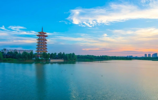 منتزه يانغهو ويتلاند: A Journey of Rebirth for Humanity and Nature in Central-South China’s Largest Urban Wetland