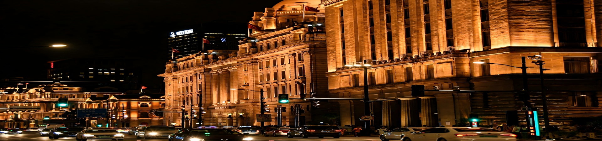 Shanghai Classic 1-Day Tour: Yuyuan&Nanjing Road&The Bund&Huangpu River Cruise