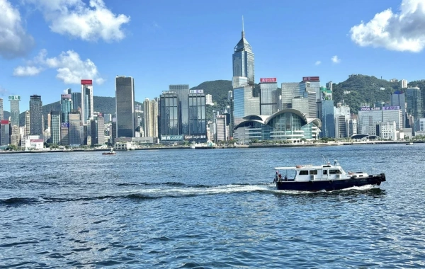اليوم الأول: وصول هونغ كونغ