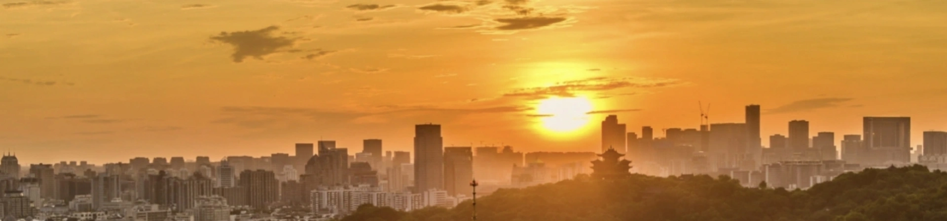  One-Day Tour: Cultural Heritage of West Lake and Night Charm of Grand Canal in Hangzhou