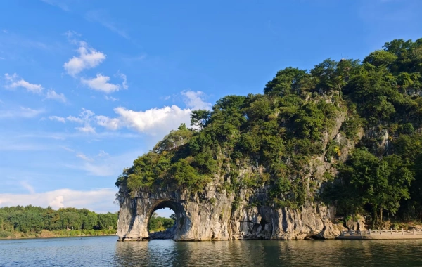 Día 2: Guangzhou & High Speed Train to Guilin